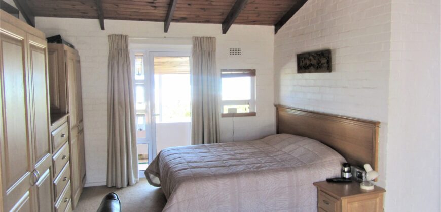 “Silversands Seafront Stunner” – Exclusive Mandate.