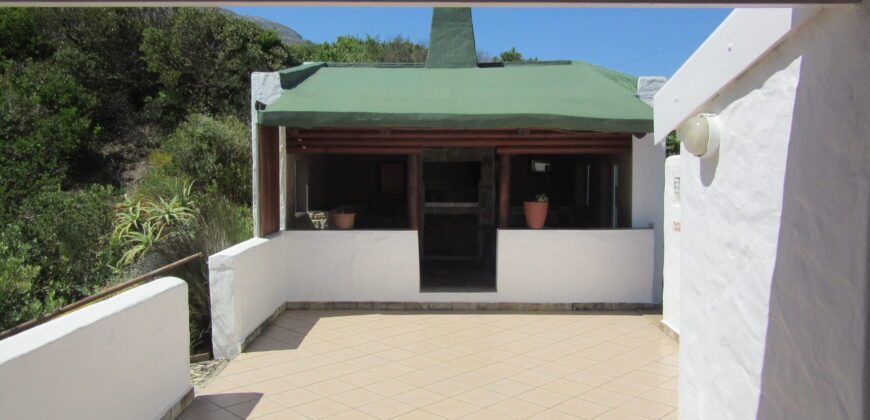 “Silversands Seafront Stunner” – Exclusive Mandate.