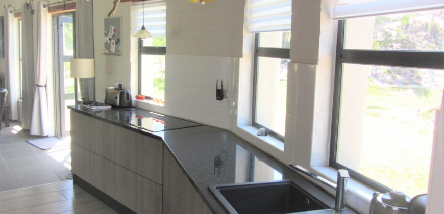 Exclusive Mandate — House close to Main Beach