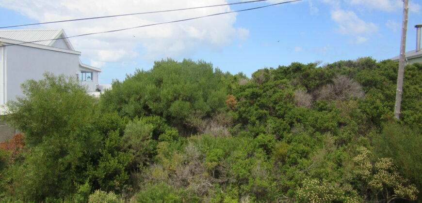 Plot close to Silversands Beach – Exclusive Mandate