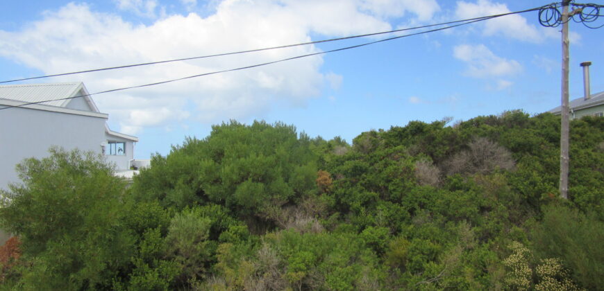 Plot close to Silversands Beach – Exclusive Mandate