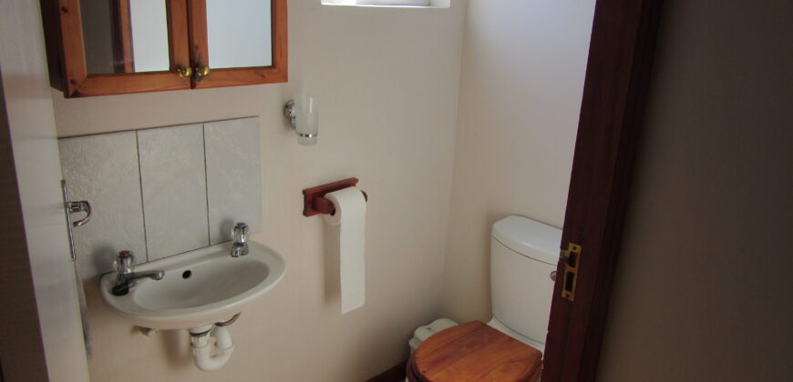 Charming neat low maintainence double storey home close to Silversands Beach