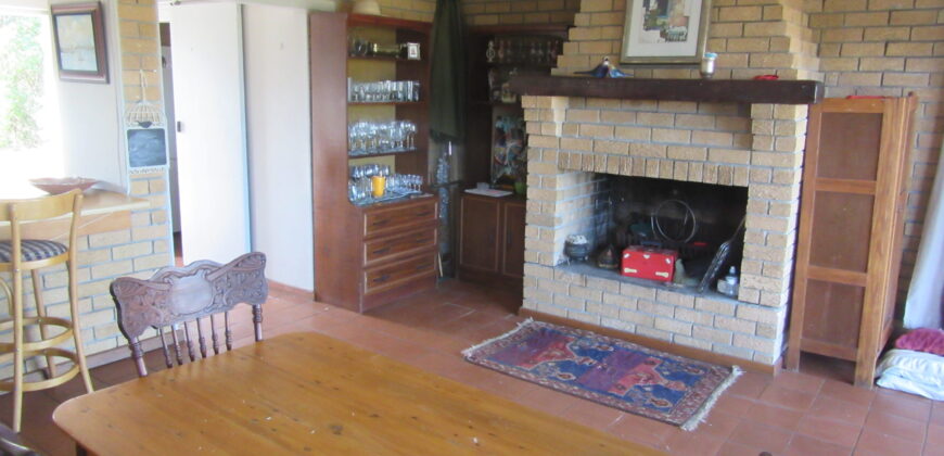 “Yatsa Barak” Much loved family home close to beach