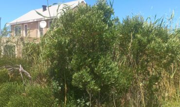 “Grootwitvlei plot in quiet sidestreet,,,,,, with extras”