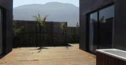 Easy living cosy home in quiet side road near to Grootwitvlei ( natural lake )
