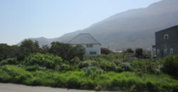 Easy living cosy home in quiet side road near to Grootwitvlei ( natural lake )